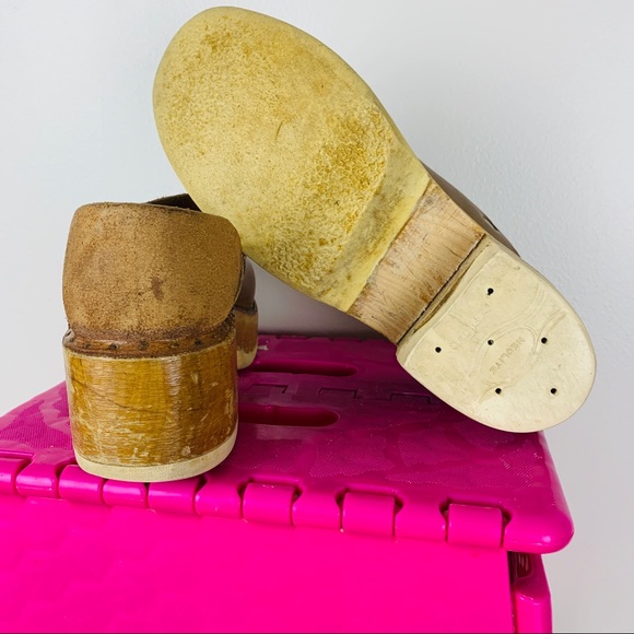 Vintage 1970s Tan Leather Block Heel Mule Clogs - Picture 5 of 8